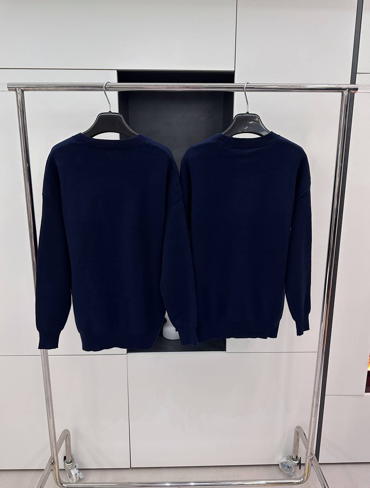 vg-로에베-레플리카-러브-니트-스웨터-2color-명품 레플리카 미러 SA급